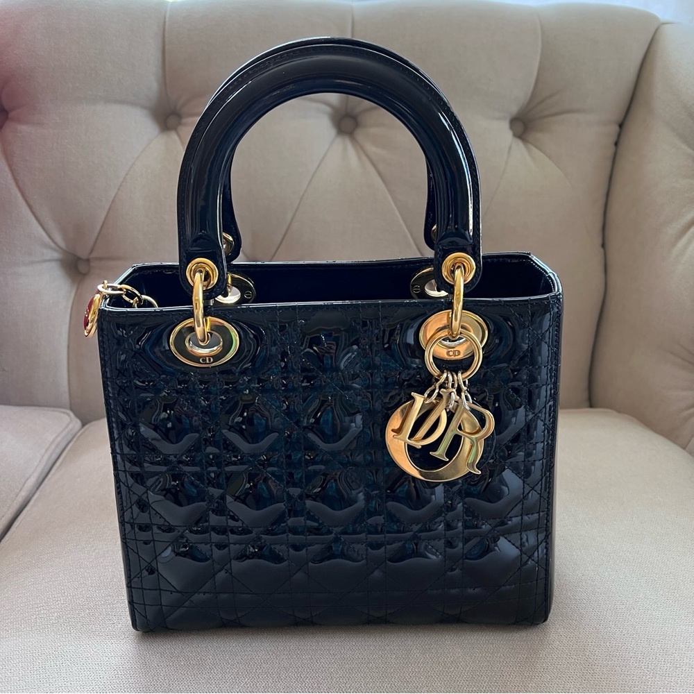 Dior Patent Cannage quilted medium Lady Dior in Black with gold hardware - Picture 2 of 16